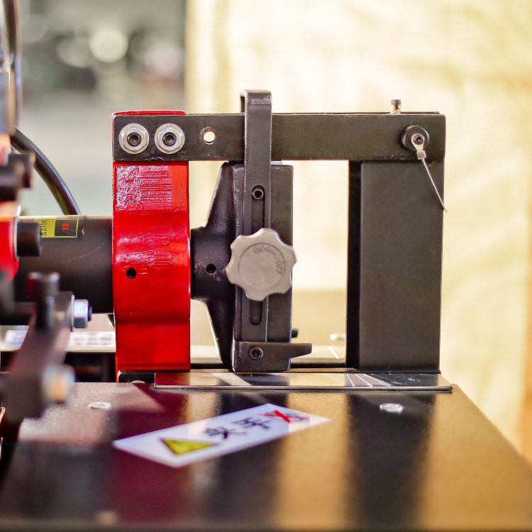 hydraulic busbar machine
